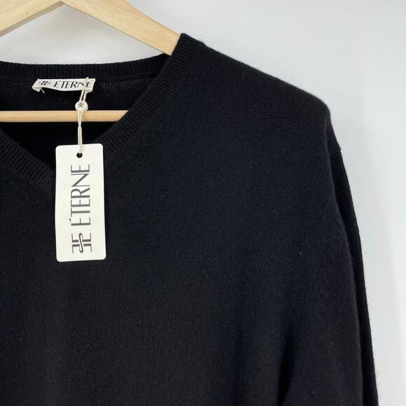 ÉTERNE | NWT Clive Relaxed Cashmere V-Neck Sweater in Black XS/S - Picture 6 of 12